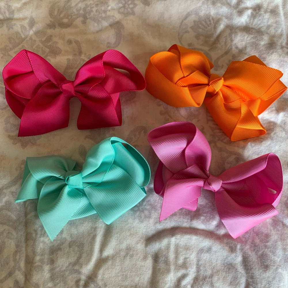 4 piece Bow Bundle 🎀